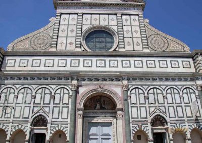 In der Basilika Santa Maria Novella in Florenz 2 aussenansicht basilika santa maria novella florenz 3596