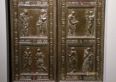 bronzetueren von donatello alte sakristei san lorenzo florenz 8317