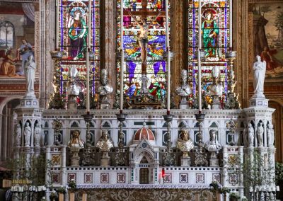 In der Basilika Santa Maria Novella in Florenz 19 hochaltar basilika santa maria novella florenz 3088
