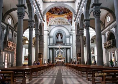 innenansicht basilika san lorenzo florenz 3693