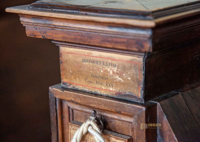 lesepult bibliothek laurenziana florenz 0103