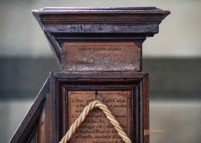 lesepult bibliothek laurenziana florenz 4194