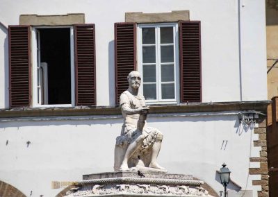 piazza san lorenzo denkmal giovanni delle bande nere florenz 4335