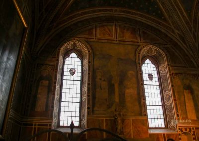 In der Basilika Santa Maria Novella in Florenz 68 rucellai-kapelle basilika santa maria novella florenz 3239