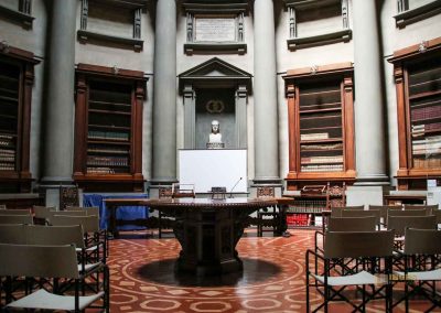 tribuna d'elci bibliothek laurenziana florenz 4142