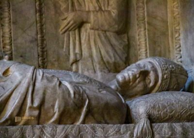 In der Basilika Santa Trinita in Florenz 34 scali-kapelle santa trintia florenz 9384