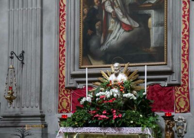 In der Kirche San Filippo Neri in San Firenze in Florenz 22 seitenaltar zu ehren san filippo neri in san firenze florenz 1496
