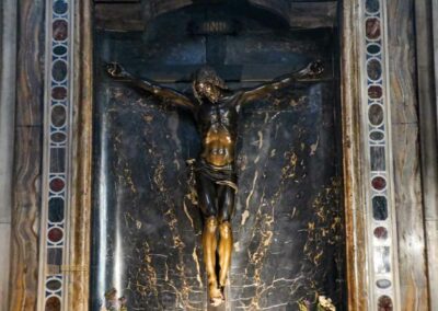 In der Basilika Santa Trinita in Florenz 42 seitenkapelle im querschiff santa trinita florenz 9330