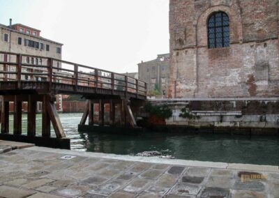Vom Fondamente Nove zur Kirche Madonna dell' Orto in Venedig 27 campo dell abazia venedig 9831