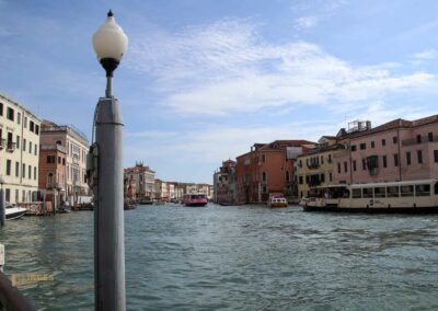 canal grande beim canale di cannaregio in venedig 3202