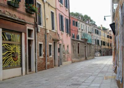 eindruecke am canale di cannaregio in venedig 3306