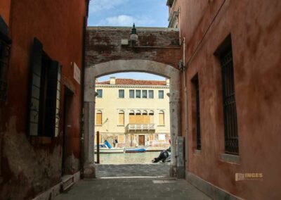 eindruecke am canale di cannaregio in venedig 3324