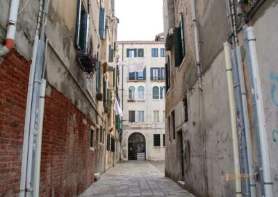 eindruecke am canale di cannaregio in venedig 3327