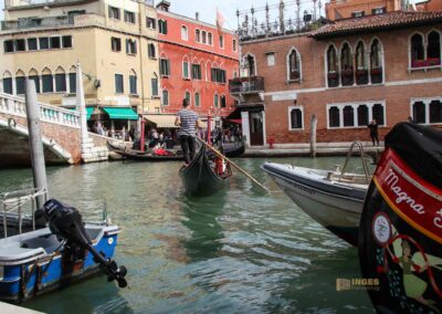 gondolerie am canal cannaregio in venedig 3140