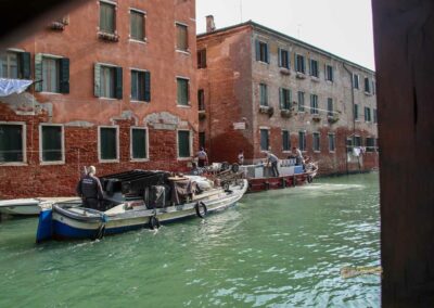 Santa Maria Assunta dei Gesuiti und das Ex-Convent in Venedig 33 moebelumzug in venedig 9690