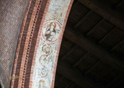 In der Kirche Madonna dell' Orto in Venedig 6 saeulenbogen in der kirche madonna dell orto venedig 9919