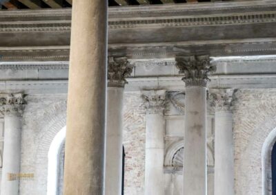 Vom Fondamente Nove zur Kirche Madonna dell' Orto in Venedig 30 scuola grande della misericordia innen venedig 3259