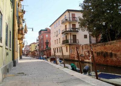 Im Viertel Sacca di San Girolamo in Venedig unterwegs 13 an der fondamenta del batelo in venedig 3527