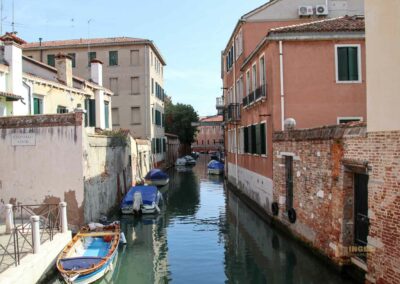 Im Viertel Sacca di San Girolamo in Venedig unterwegs 20 an der fondamenta del batelo in venedig 3562