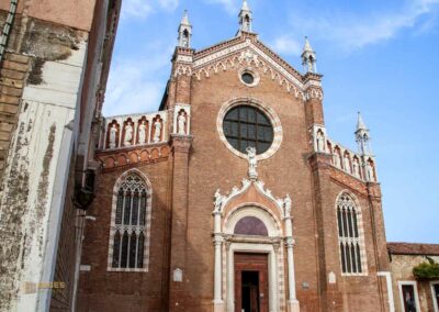 Vom Fondamente Nove zur Kirche Madonna dell' Orto in Venedig 41 kirche madonna dell orto außenfront vendedig 0105