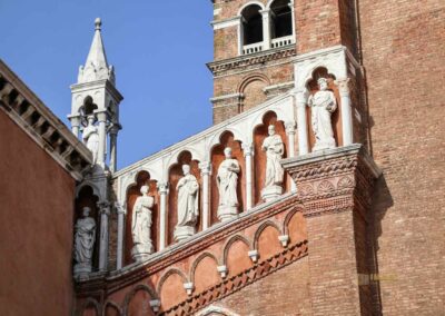 Vom Fondamente Nove zur Kirche Madonna dell' Orto in Venedig 43 kirche madonna dell orto außenfront vendedig 9898