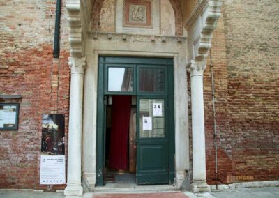aussenansicht kirche santa maria dei carmini venedig_0695