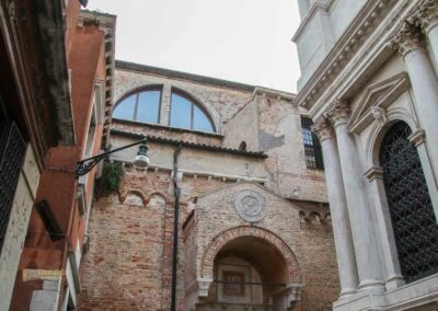 aussenansicht kirche santa maria dei carmini venedig_0980