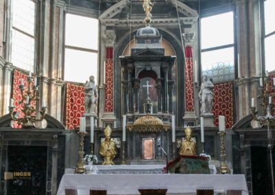 hauptaltar kirche maria dei carmini venedig_0561