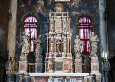 In der Kirche San Pantalon in Venedig 14 hochaltar kirche san pantalon venedig_6691