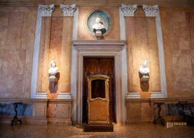 Im Palazzo Ca' Rezzonico in Venedig 84 portego palazzo ca rezzonico venedig_0150