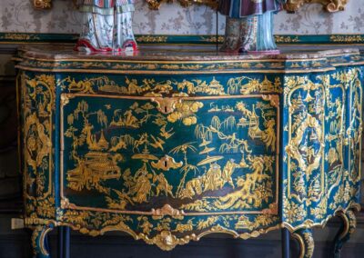 Im Palazzo Ca' Rezzonico in Venedig 122 saal gruene lackmoebel palazzo ca rezzonico venedig_0164