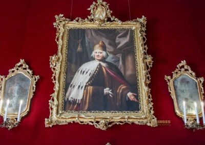 Im Palazzo Ca' Rezzonico in Venedig 58 thron im thronsaal palazzo ca rezzonico venedig_9107