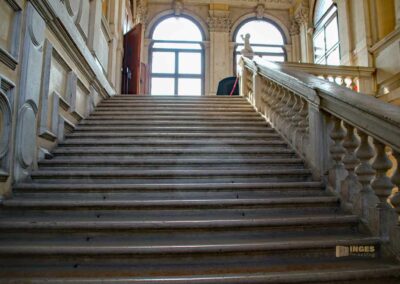 Im Palazzo Ca' Rezzonico in Venedig 13 treppenhaus palazzo ca rezzonico venedig_8908