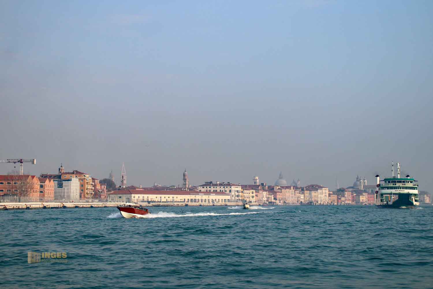 blick auf die zattere vom giudecca kanal venedig_2743 blick auf die zattere vom giudecca kanal venedig 2743
