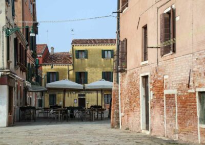 Mein Bummel durch den Sestiere Dorsoduro (Mitte) in Venedig 40 campo bei der chiesa dell angelo raffaele venedig_8316
