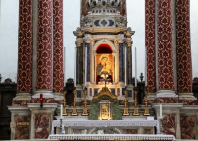 In der Kirche Santa Maria del Rosario (Gesuati) in Venedig 18 hauptaltar kirche santa maria del rosario venedig_0904