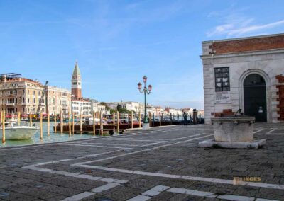 Am Fondamenta delle Zattere in Venedig entlang bis zur Salute 47 punta della dogana_0516