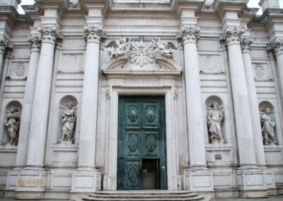 fassade kirche santa maria assunta gesuiti venedig_3957