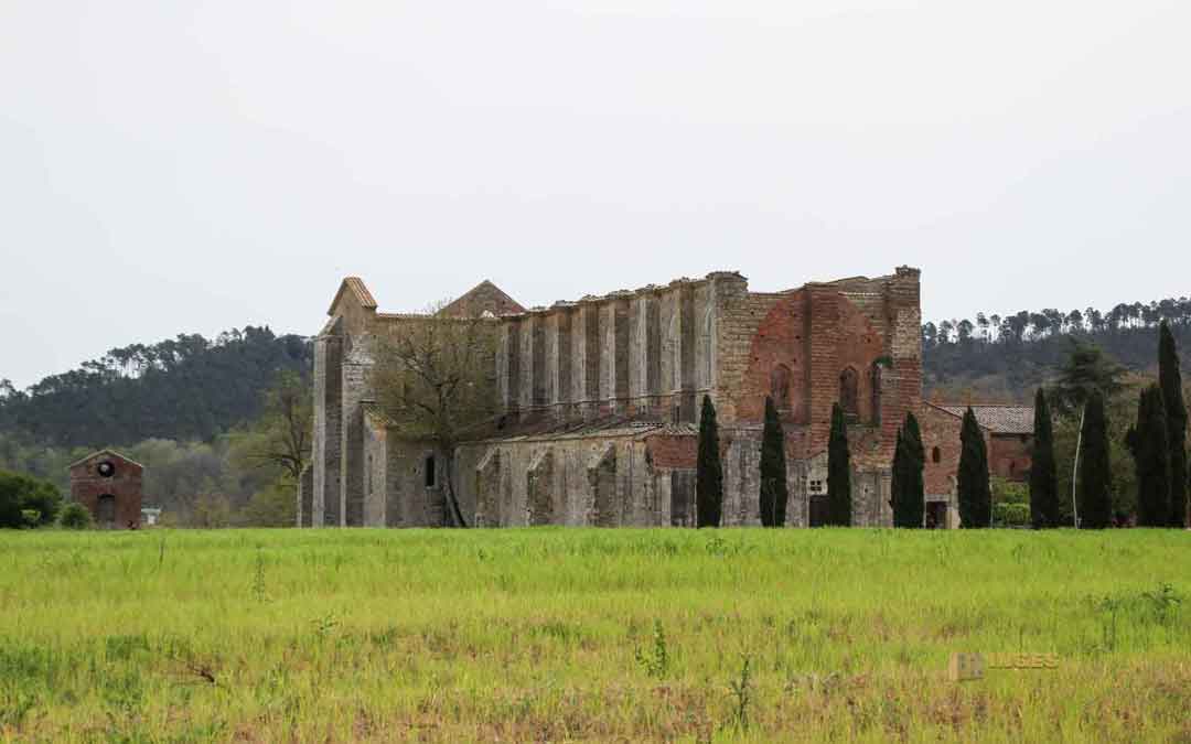 Abbazia-di-San-Galgano-Toskana