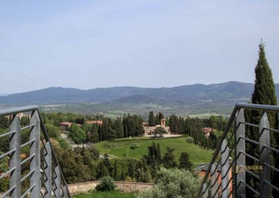 Ein Bummel durch Casole d'Elsa in der Toskana 70 blick zur kirche san niccolo casole d'elsa_6223
