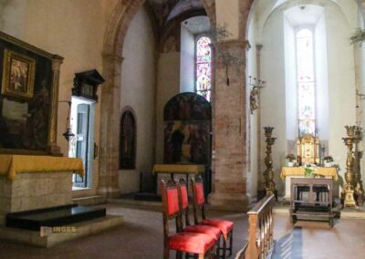 Die Stiftskirche Santa Maria Assunta in Casole d'Elsa (Toskana) 16 chorkapellen stiftskirche casole d'elsa_6457