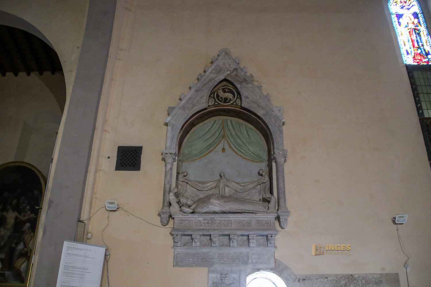 grabdenkmal bischof tommaso stiftskirche casole d'elsa_6425 grabdenkmal bischof tommaso stiftskirche casole delsa 6425