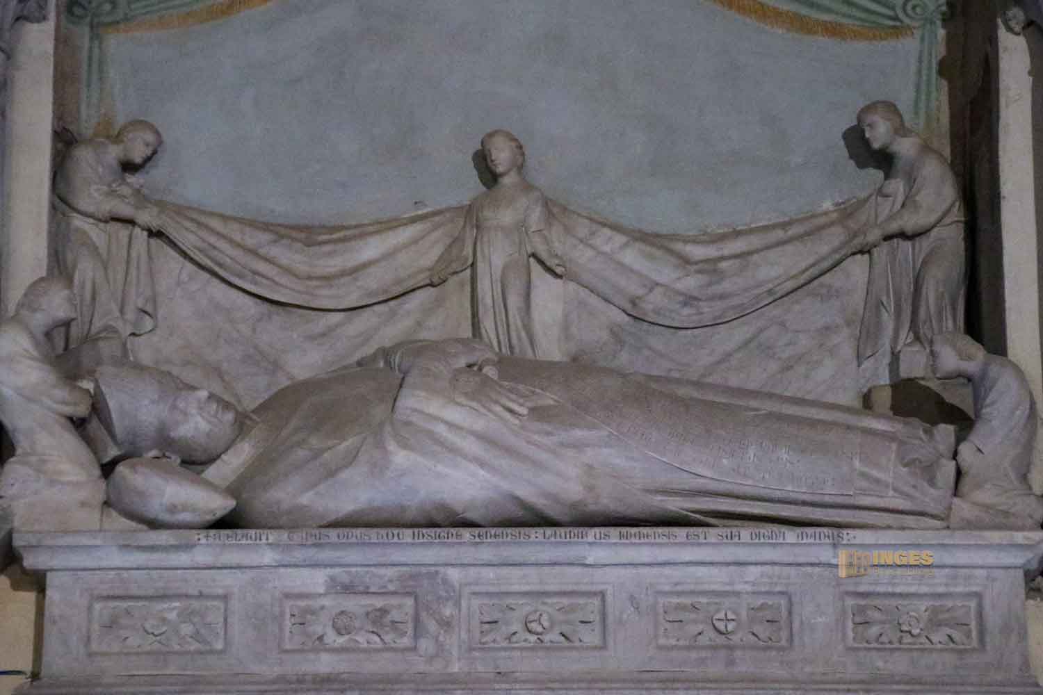 grabdenkmal bischof tommaso stiftskirche casole d'elsa_6429 grabdenkmal bischof tommaso stiftskirche casole delsa 6429