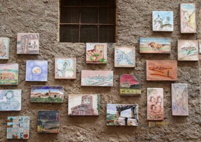 Ein Bummel durch Casole d'Elsa in der Toskana 31 kachelkunst in casole d'elsa toskana_6331