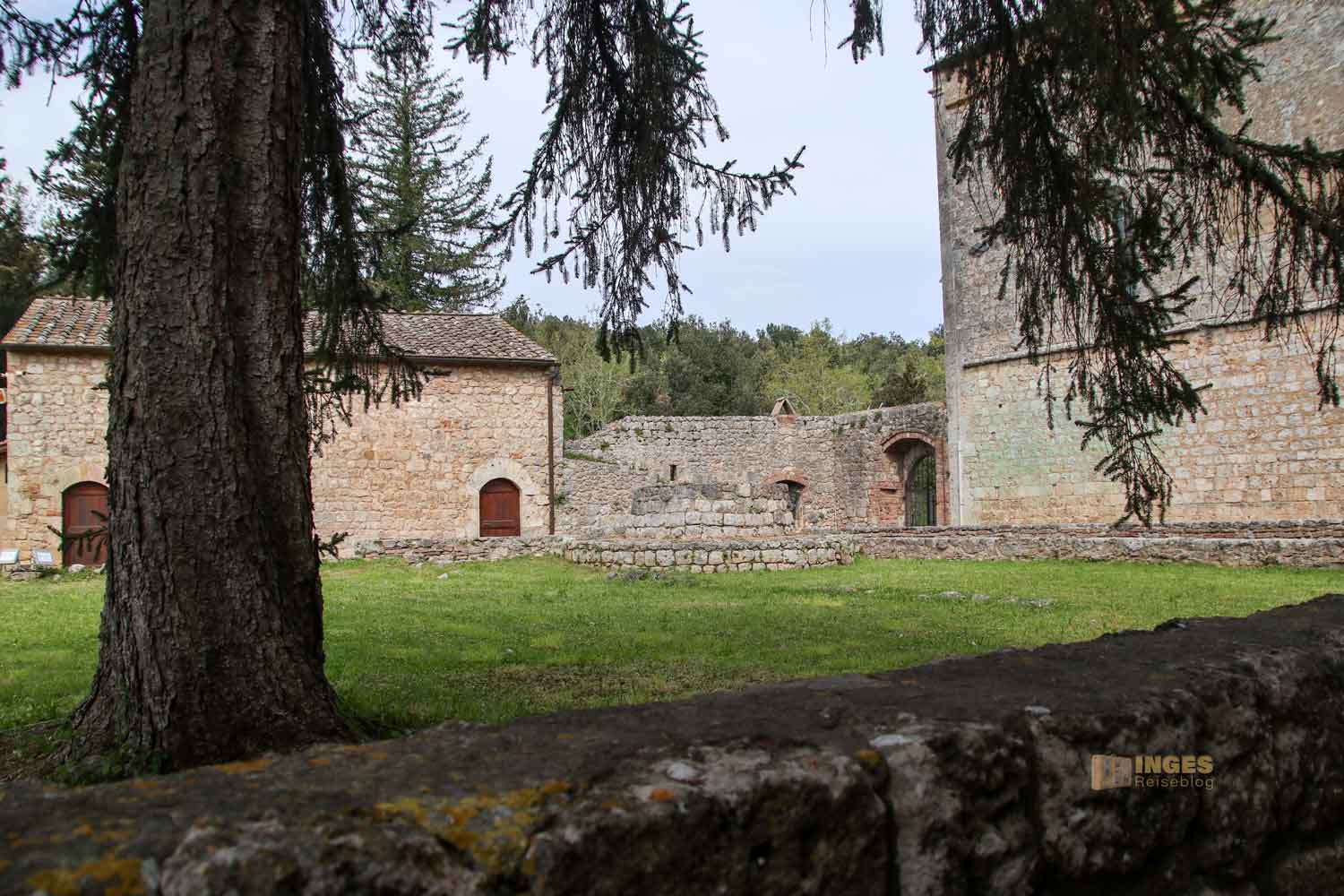 kreuzgang einsiedelei san leonardo al lago_6619 kreuzgang einsiedelei san leonardo al lago 6619