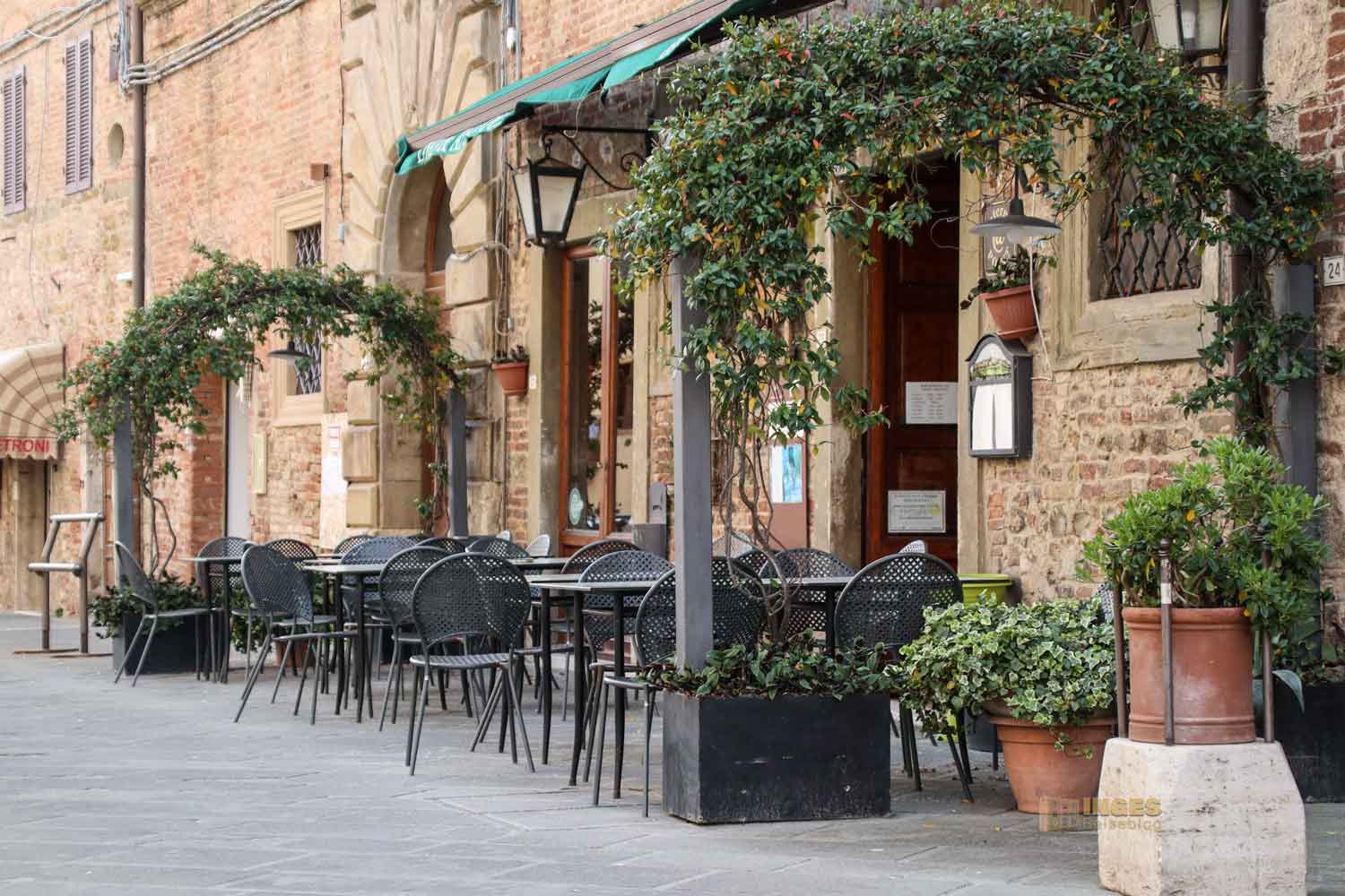 piazza della liberta casole d'elsa_6521 piazza della liberta casole delsa 6521