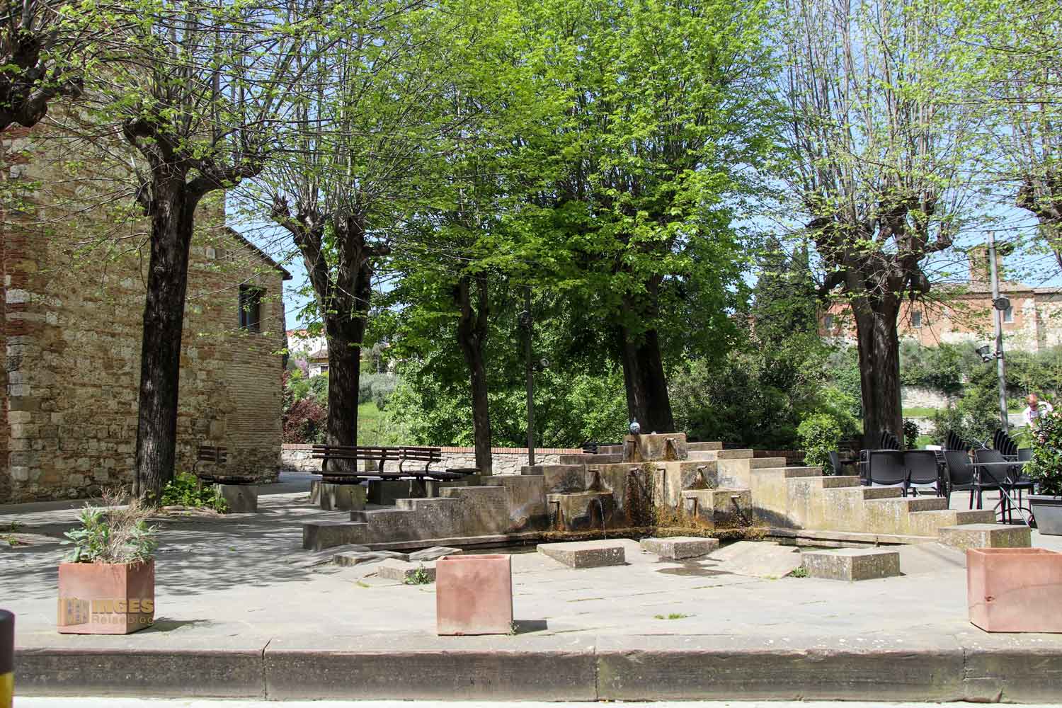 piazza santa caterina colle alto_7138 piazza santa caterina colle alto 7138