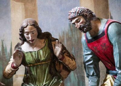 Ein Besuch in Colle Alta - Colle di Val d'Elsa in der Toskana 27 skulpturengruppe die beweinung des toten christus im oratorium der compagnia della croce in colle val d'elsa_7129