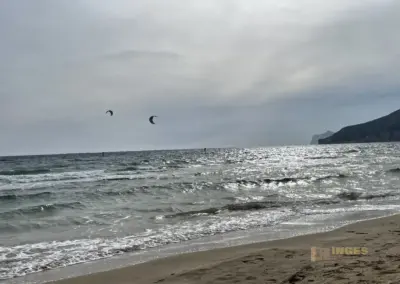 kitesurfer am playa de cantal roig in calpe_0914